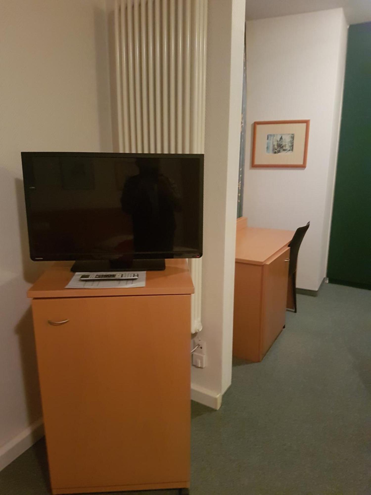 Gaestehaus Krefeld Uerdingen מראה חיצוני תמונה